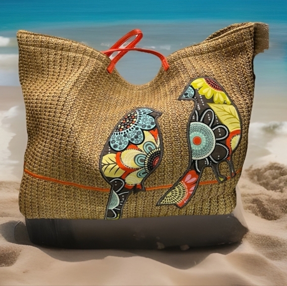 Vera Bradley Handbags - Vera Bradley Tan Artistic Bird Tote
